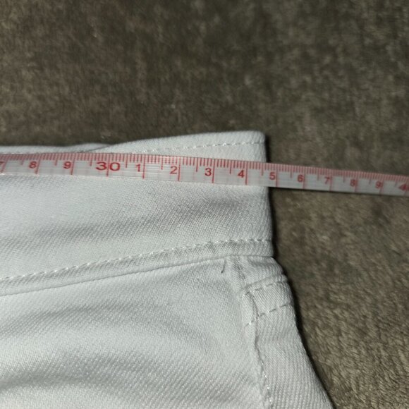 2/$20 GAP white denim shorts, size 2/26, high rise 4" - Picture 11 of 12
